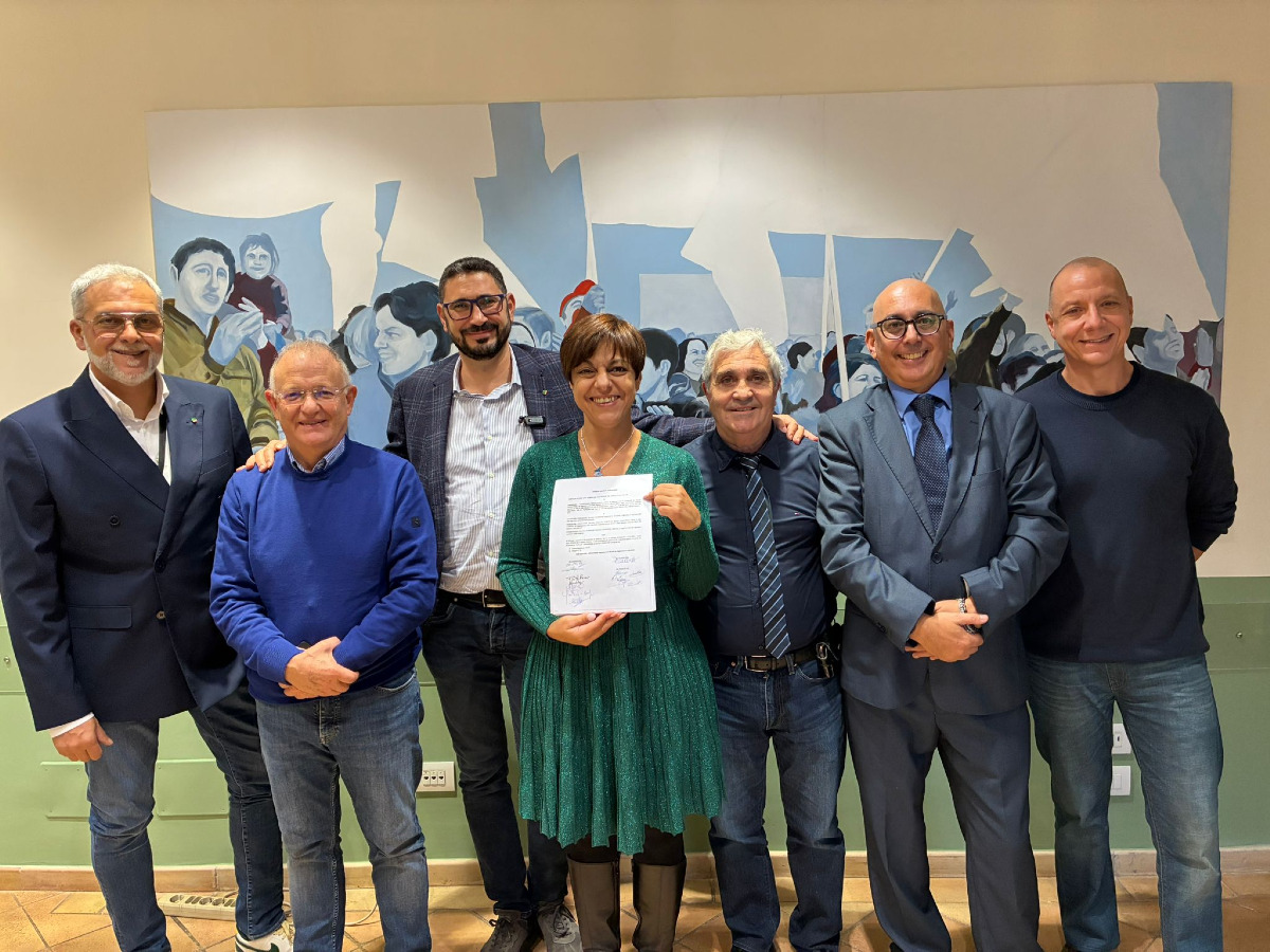 Portieri, rinnovato il Contratto nazionale applicato a circa 40mila dipendenti da proprietari di fabbricati Portieri, rinnovato il Contratto nazionale applicato a circa 40mila dipendenti da proprietari di fabbricati