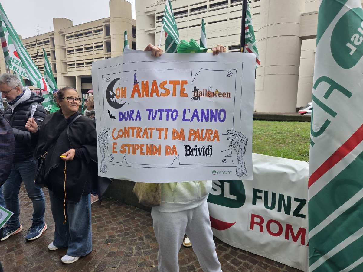 Terzo settore, sindacati: “Grande adesione allo sciopero Anaste” Terzo settore, sindacati: “Grande adesione allo sciopero Anaste”