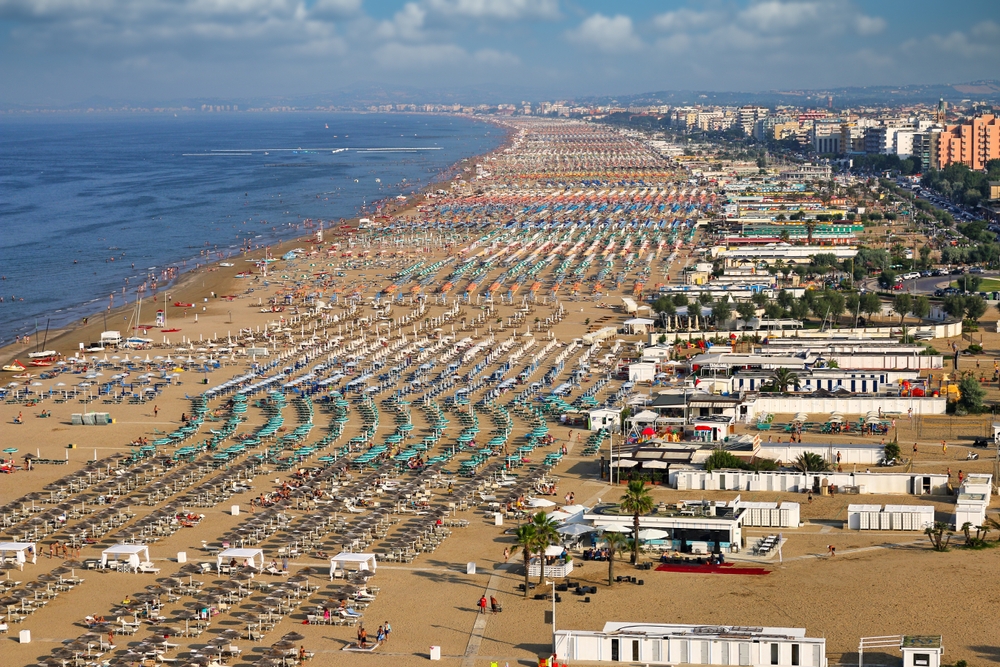 Concessioni Demaniali, Filcams Cgil, Fisascat Cisl e Uiltucs: “Il bando di gara garantisca la tutela di tutte le lavoratrici e i lavoratori”